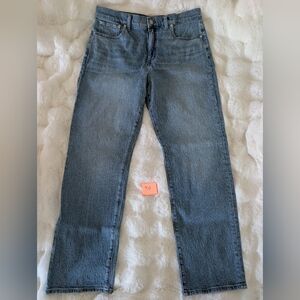 Madewell 90s Straight Jeans // Medium Wash